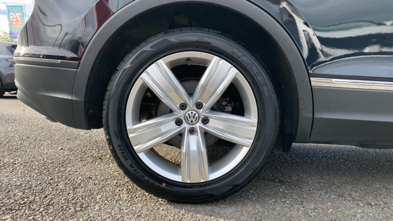 Volkswagen Tiguan 1.5 TSi EVO 150 Match 5dr Petrol Estate